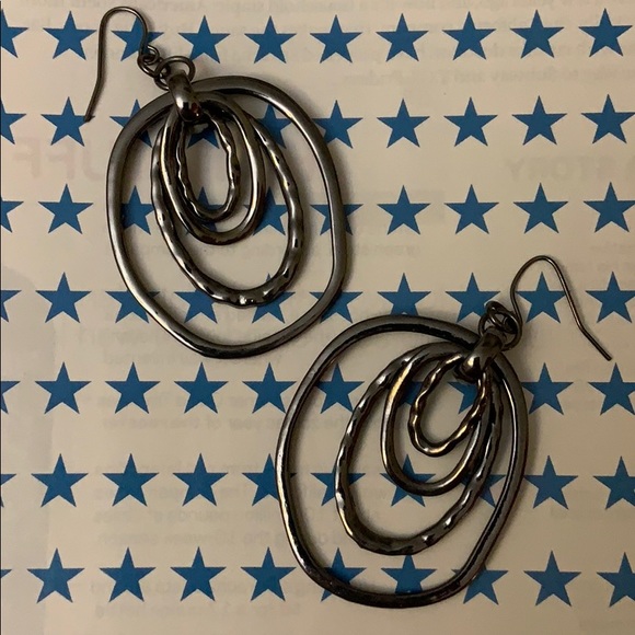 Dangle Silver Artisan Circle Hoops - Picture 1 of 3